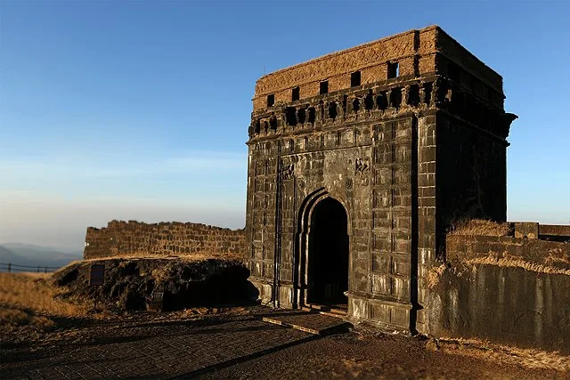 Pune to Raigad Fort One Day Trip - image 4