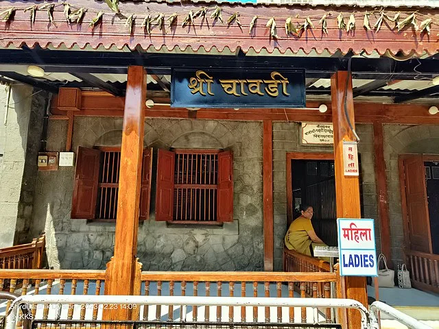 Pune to Shirdi One Day Trip - image 2