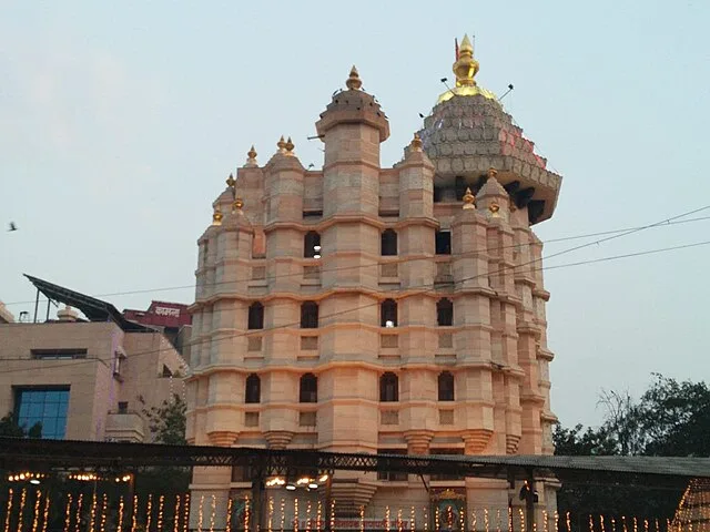One Day Mumbai Darshan Tour - image 4